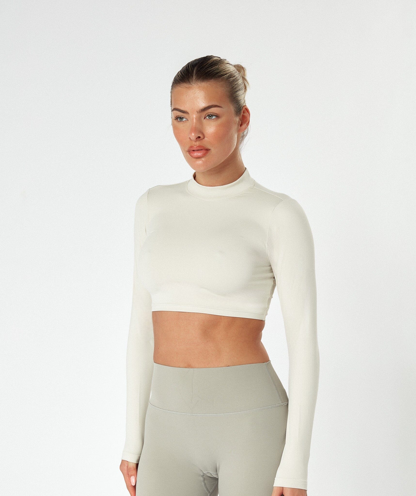 Long Sleeve High Neck Crop Top  (2 + 2 Gratis)