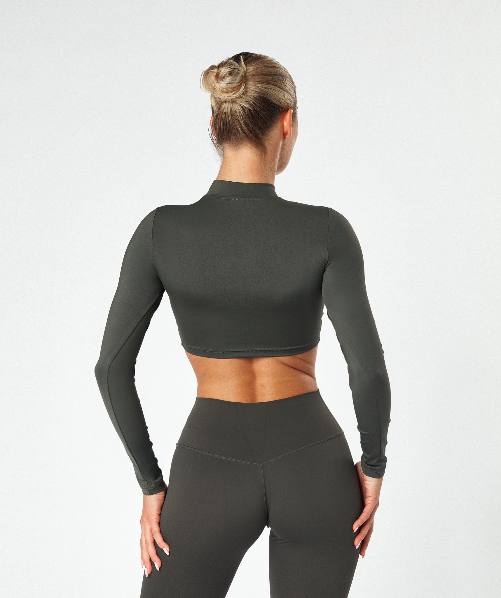 Long Sleeve High Neck Crop Top  (2 + 2 Gratis)