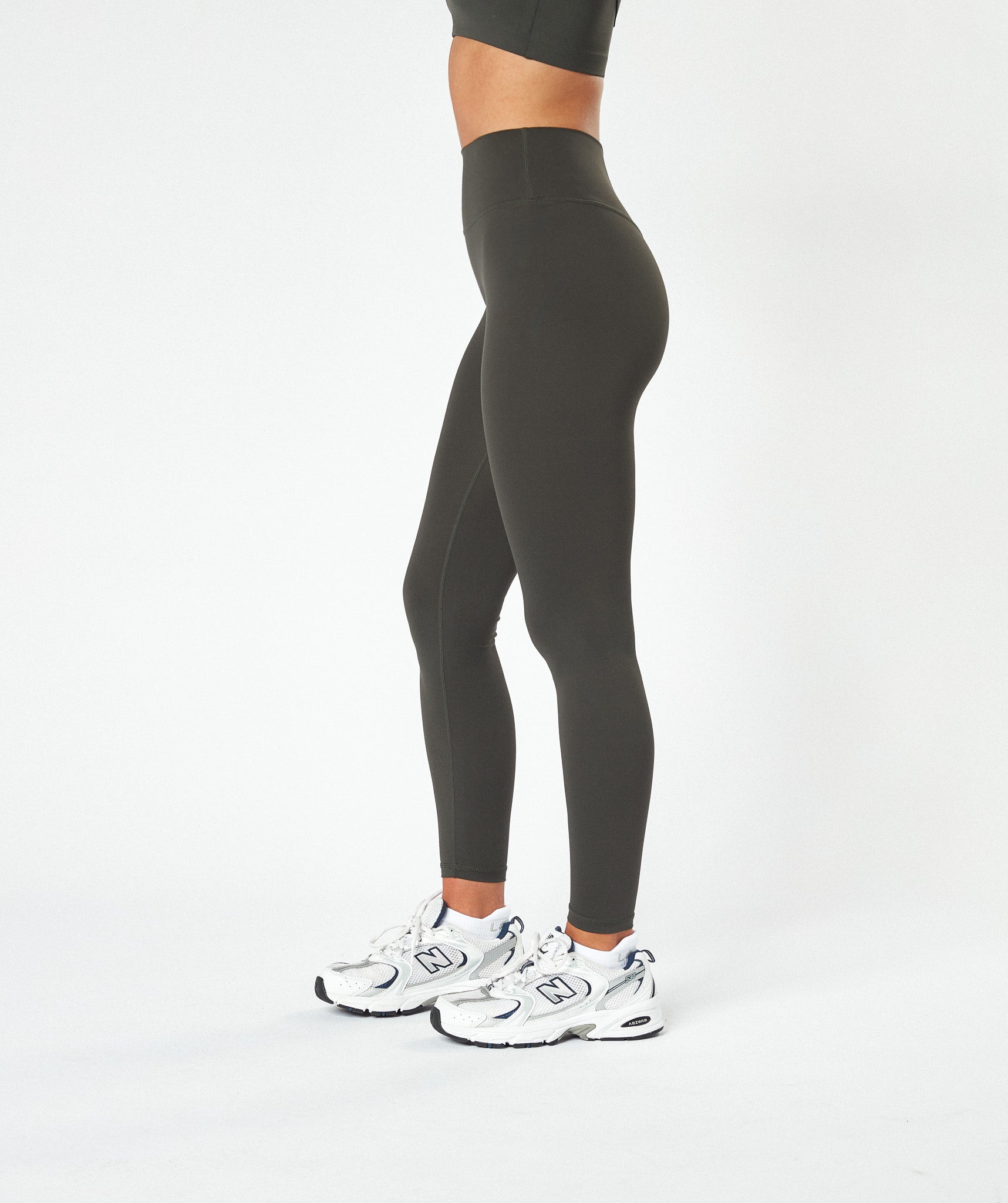 Minimal V-Seam Basics Legging (2 + 2 Gratis)