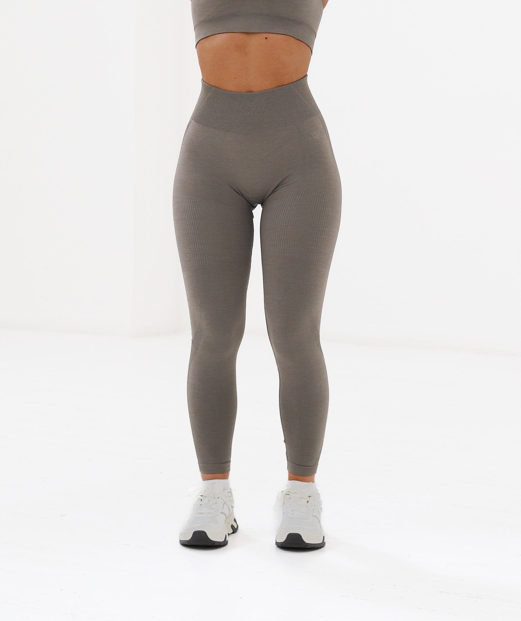 Scrunch Seamless Ribbed Contour Leggings (2 + 2 Gratis)