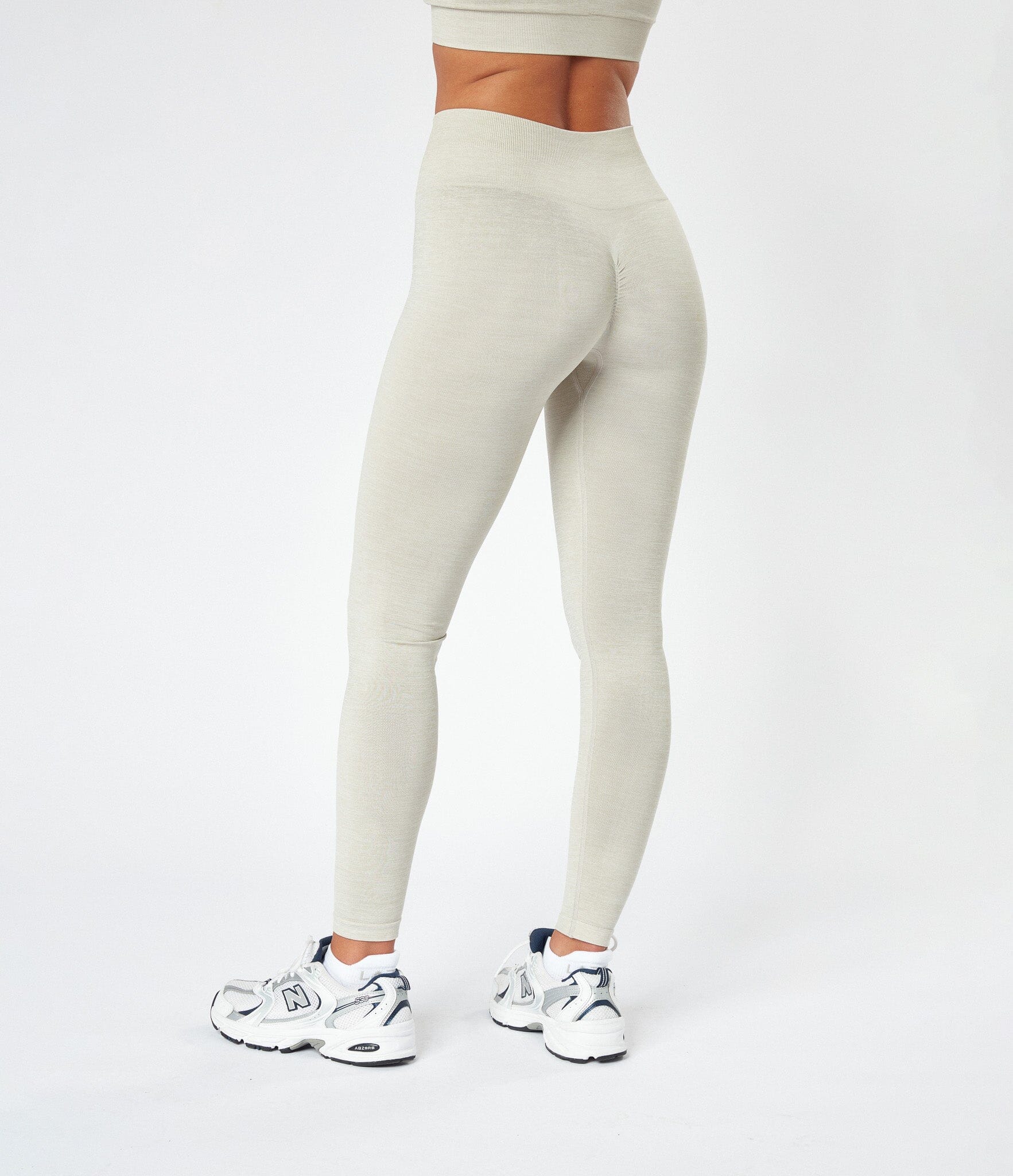 Scrunch Seamless Essential Legging (2 + 2 Gratis)