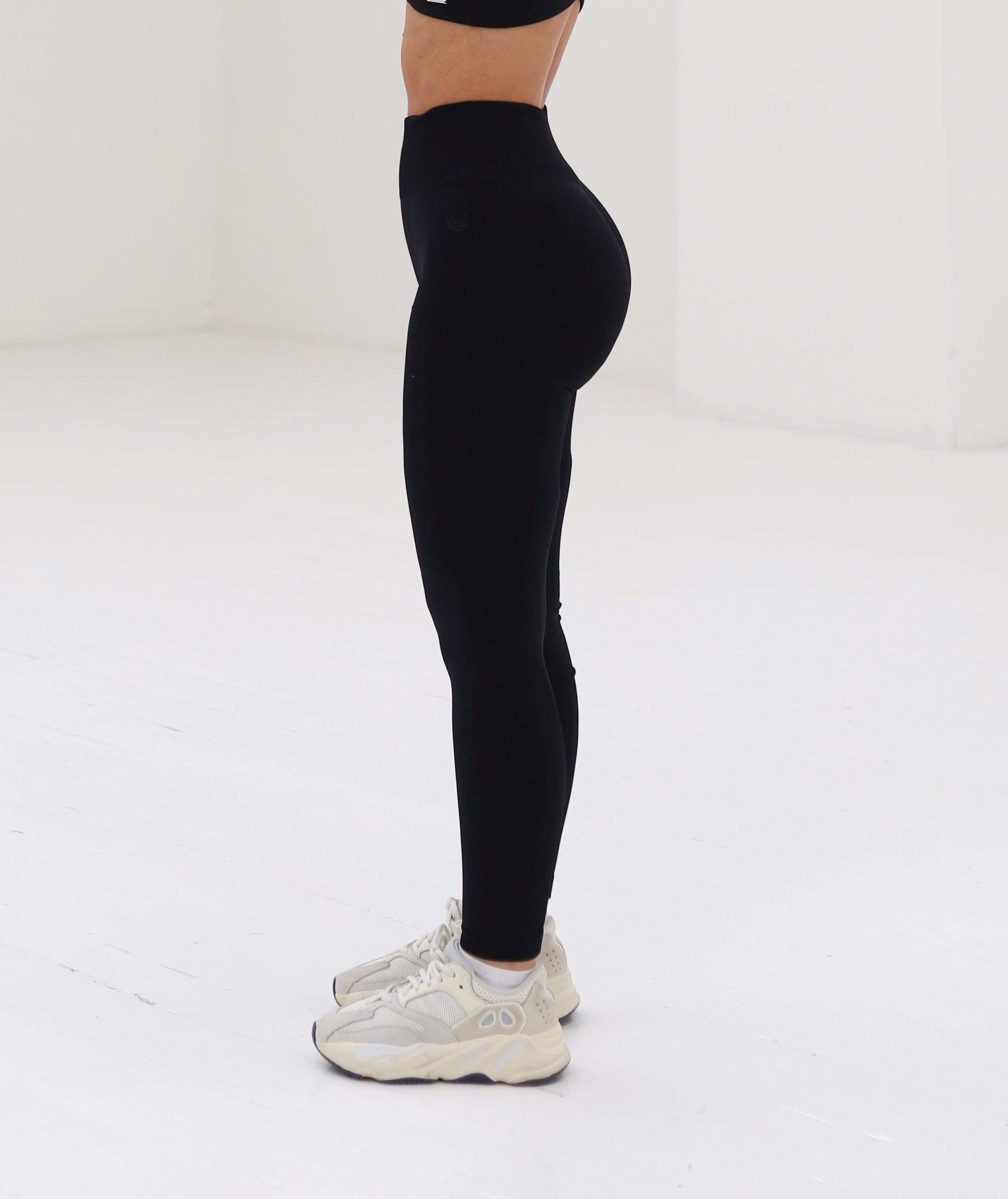 Scrunch Seamless Ribbed Contour Leggings (2 + 2 Gratis)