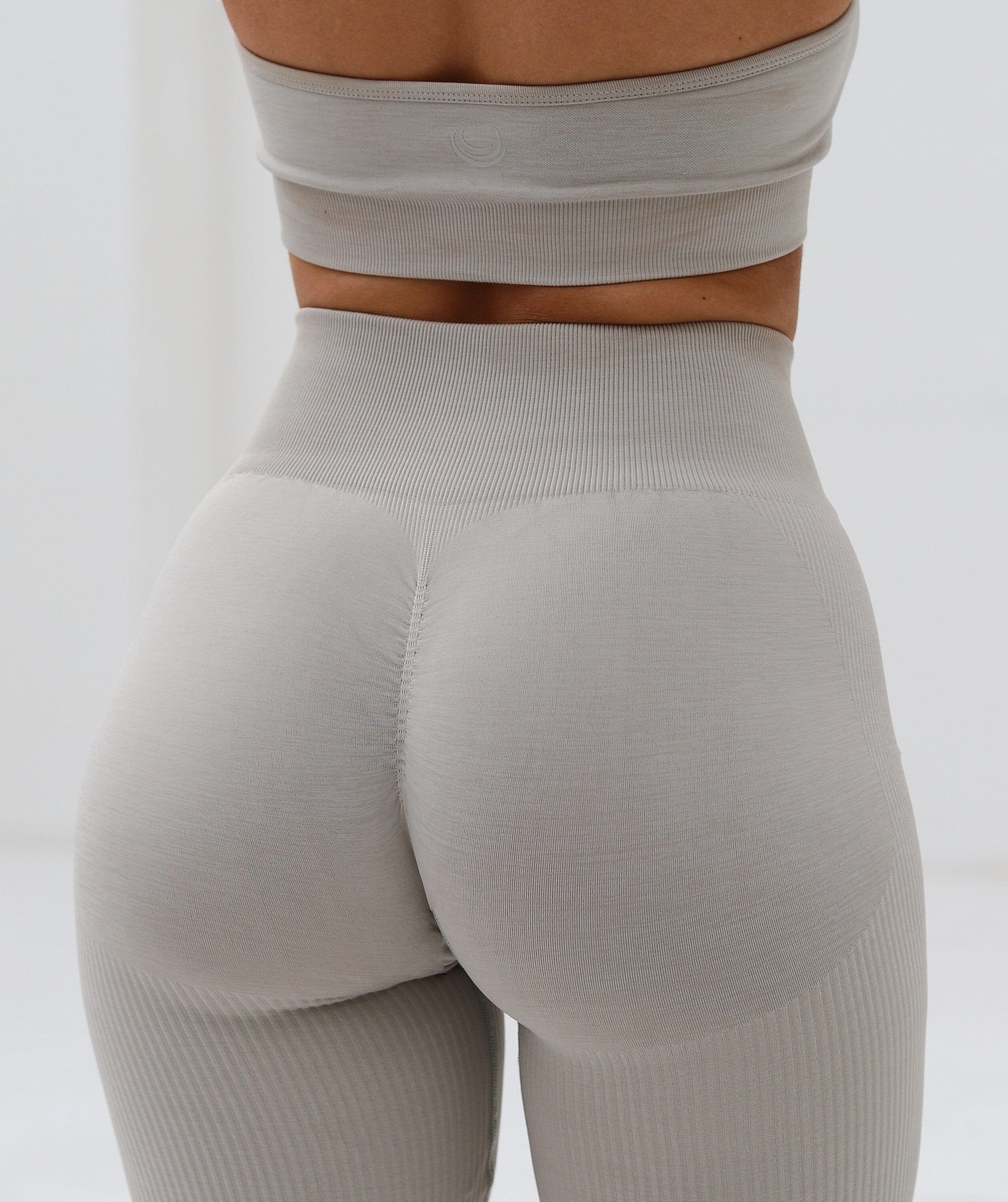 Scrunch Seamless Ribbed Contour Leggings (2 + 2 Gratis)